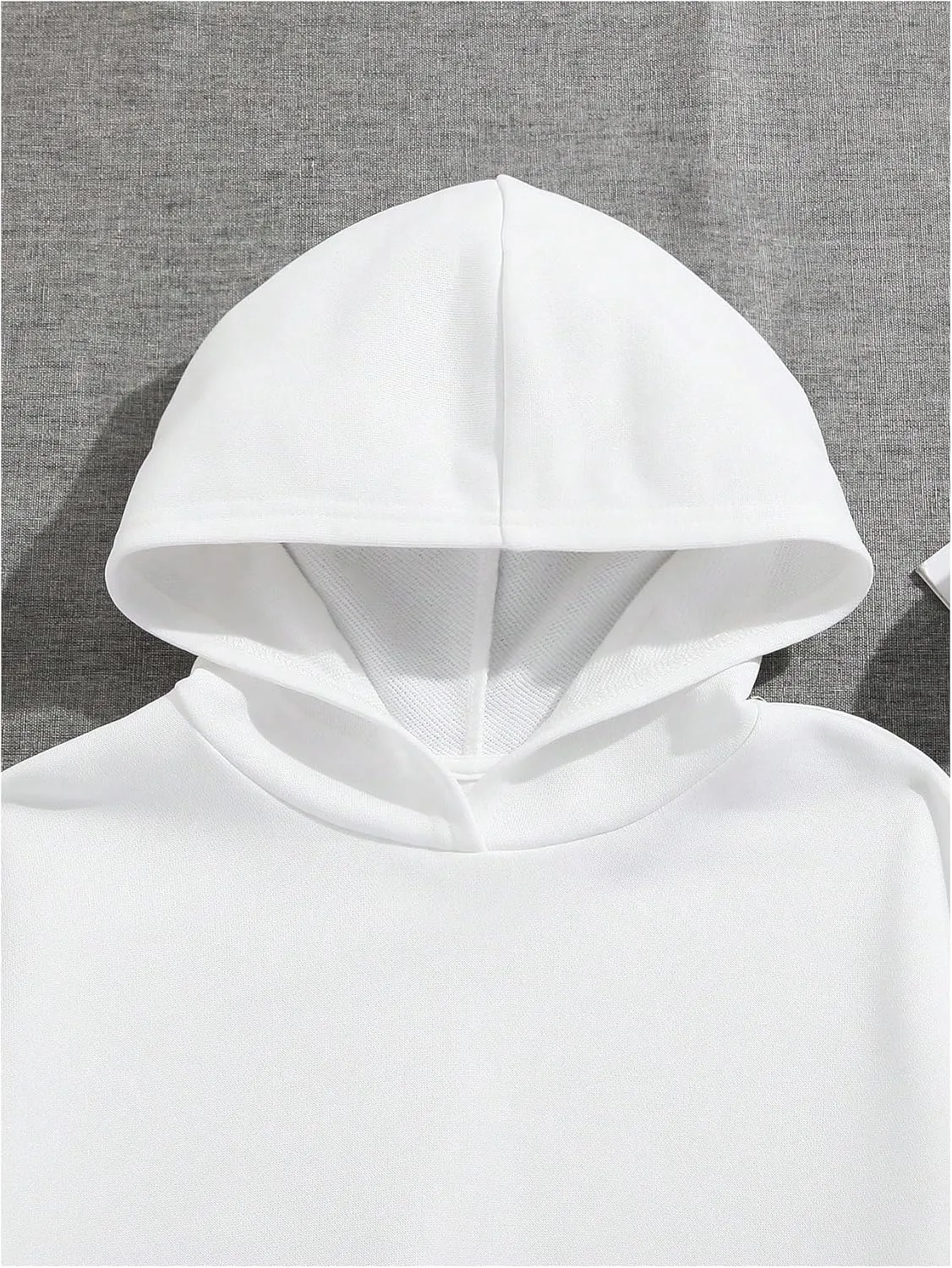 Floerns Girls Heart Graphic Print Long Sleeve Hooded Sweatshirt Pullover Tops