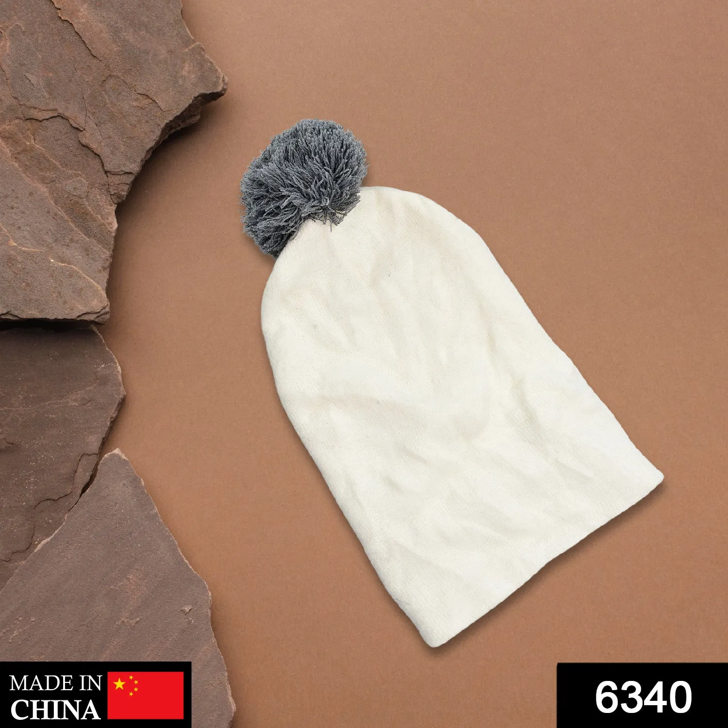 Men's and Women's Skull Slouchy Winter Woolen Knitted Black Inside Fur Beanie Cap.