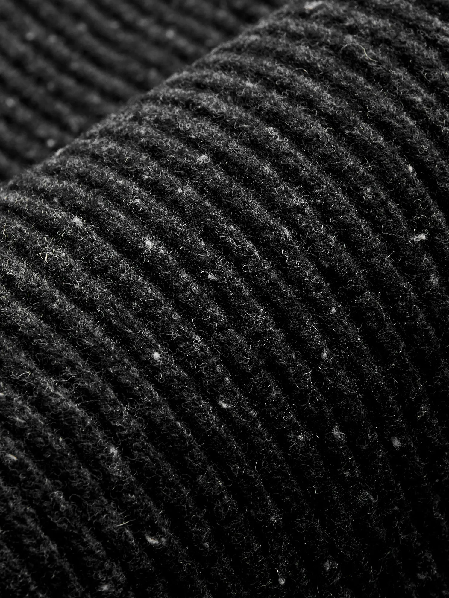 Nep Merino Kenny Crewneck in Black