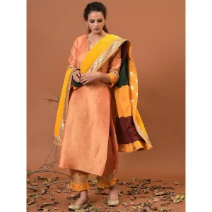 NUHH Winter wheat Kurta, Pant with a Velvet Shawl (Set of 3)