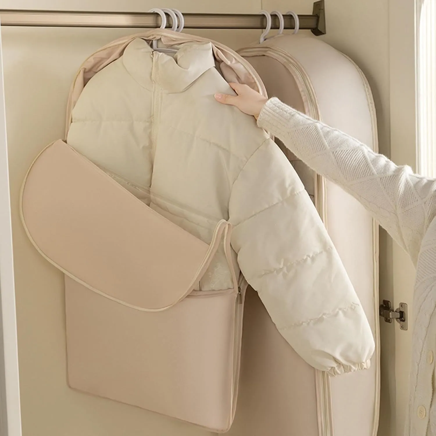 Space Saving Hanging Garment Bag with Self Compression Zipper,Space Hanging Garment Bags for Closet Storage,Water Prevention (Pink, S)