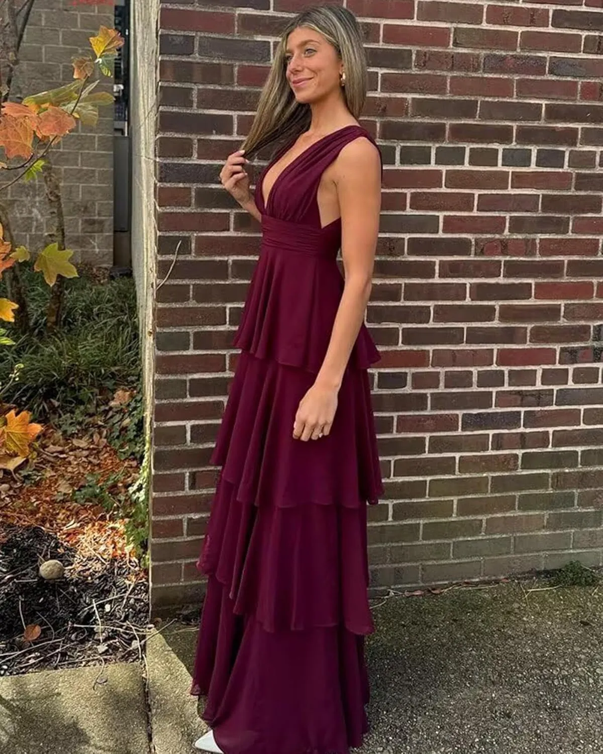 Tiered Ruffle Bridesmaid Dresses for Women Long Chiffon Deep V Neck Sleeveless Formal Evening Dresses