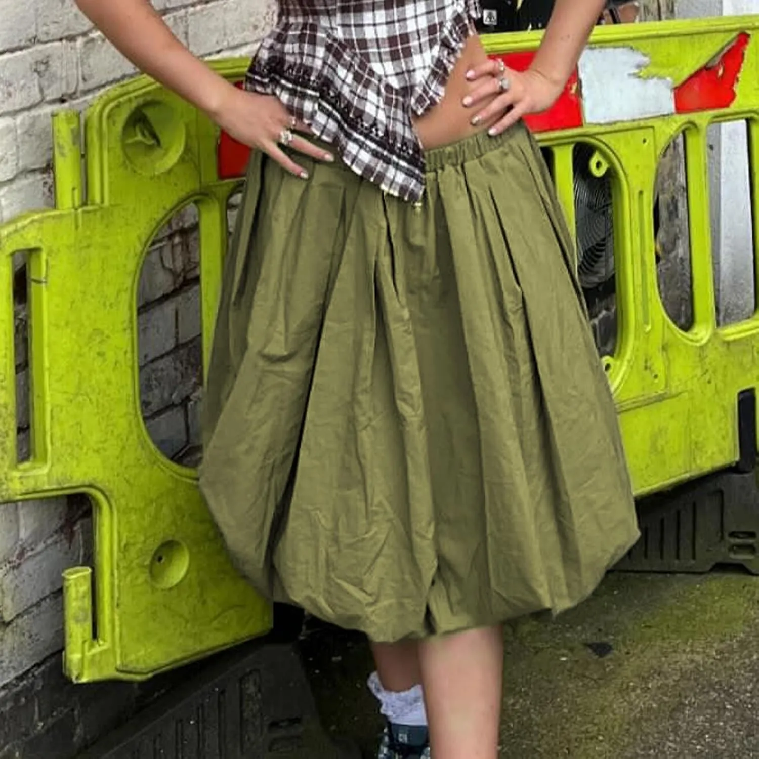 Women Y2k Bubble Maxi Skirt Casual Elastic Waist Flowy A Line Long Skirt Summer Ruffle Midi Skirt Dress Streetwear