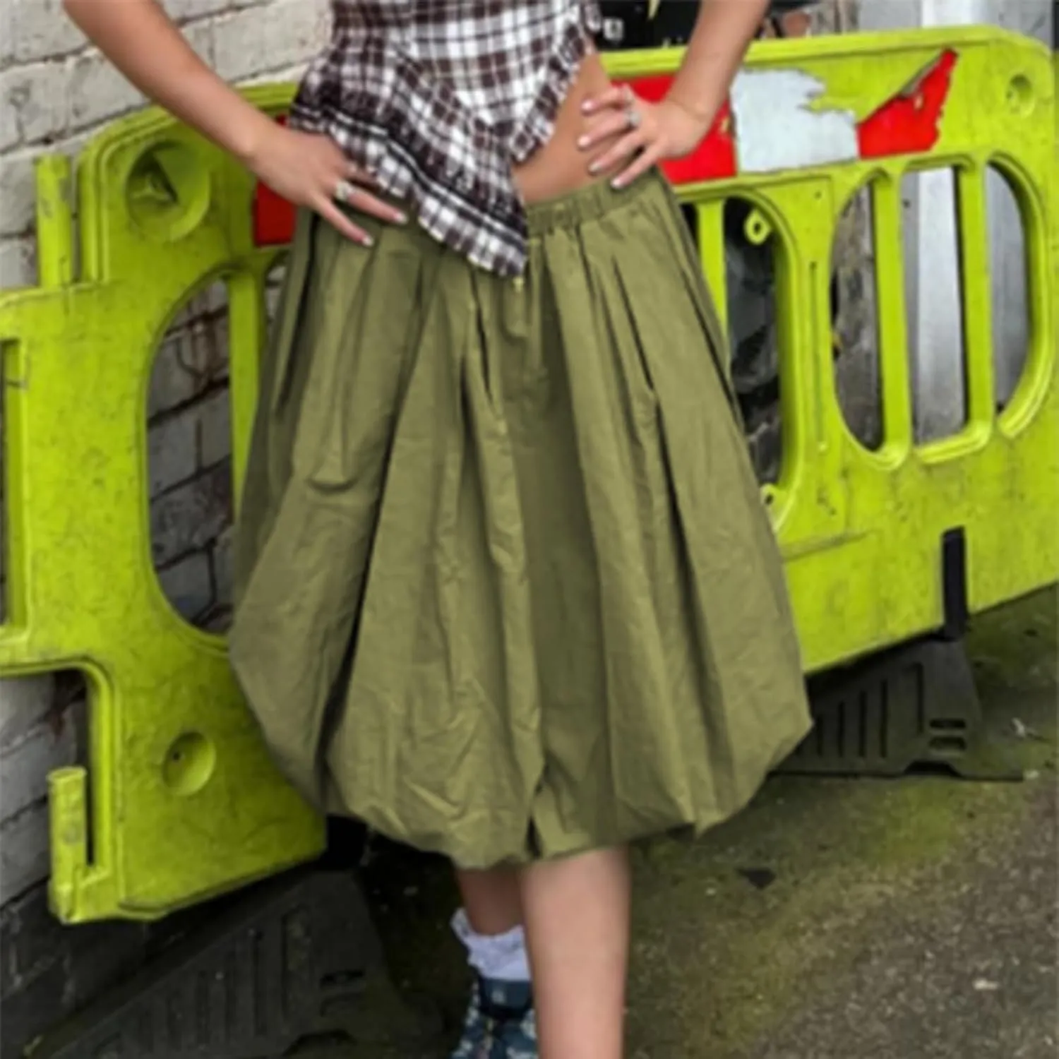 Women Y2k Bubble Maxi Skirt Casual Elastic Waist Flowy A Line Long Skirt Summer Ruffle Midi Skirt Dress Streetwear